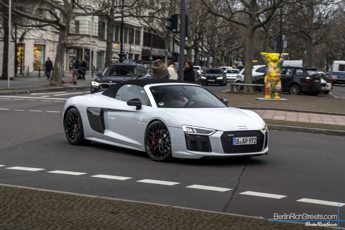 Audi R8 V10 Spyder (2016) spotted in Berlin — BerlinRichStreets